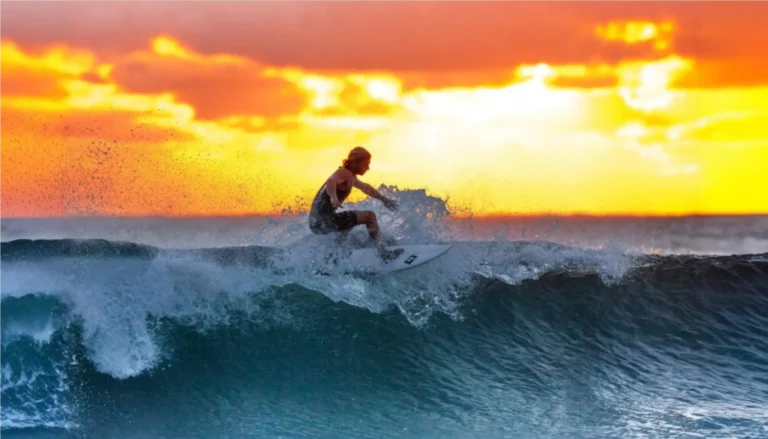 Surfing in Sri Lanka